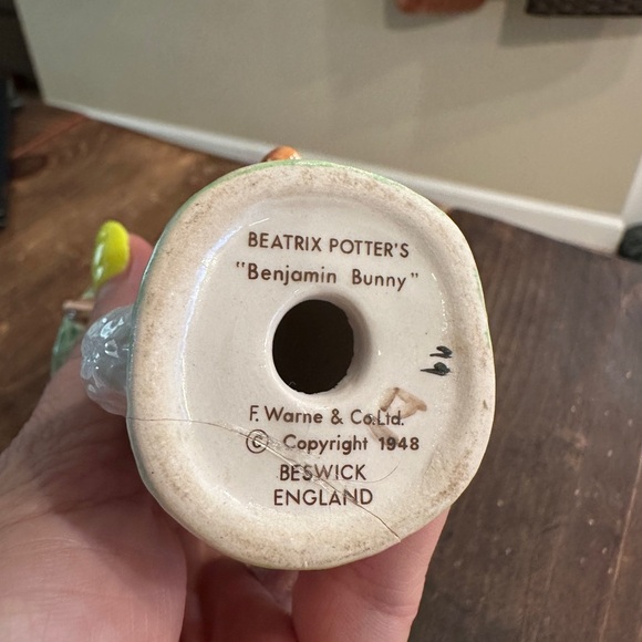 Vintage Beatrix Potter's Benjamin Bunny Figurine Beswick England - Picture 3 of 4